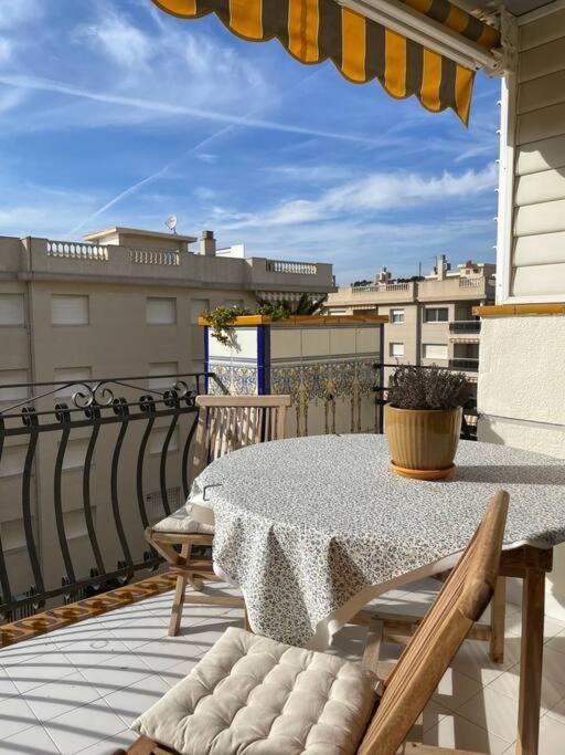 קאלאפיי Cal Salmare Seafront Apartment With Rooftop Terrace And Pool מראה חיצוני תמונה