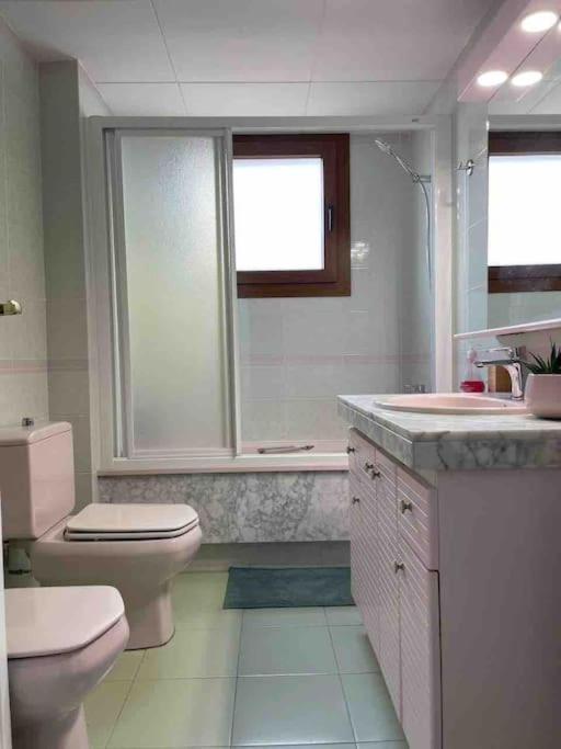 קאלאפיי Cal Salmare Seafront Apartment With Rooftop Terrace And Pool מראה חיצוני תמונה