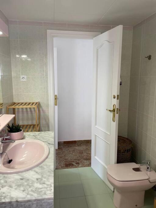 קאלאפיי Cal Salmare Seafront Apartment With Rooftop Terrace And Pool מראה חיצוני תמונה
